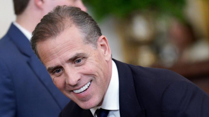 全美炸锅！“第一败家子”要竞选总统？这个满身污点还被老爹特赦的男人，正是拜登之子