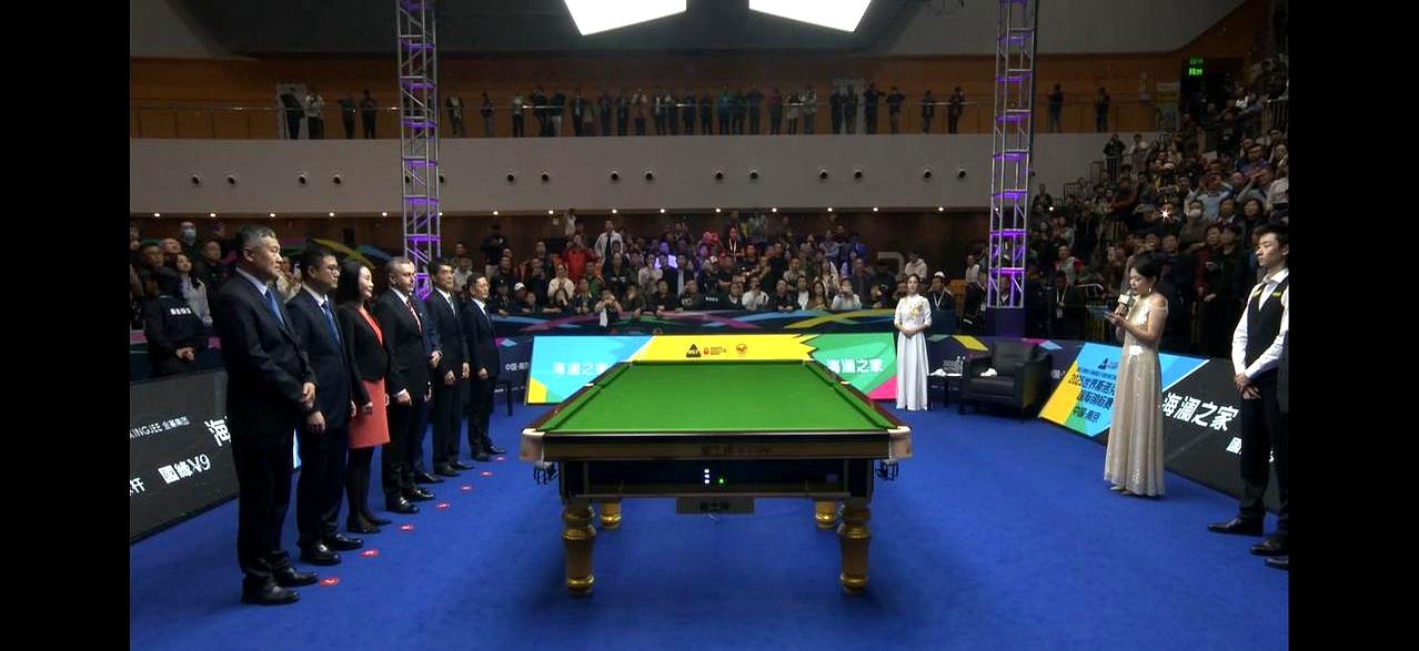 19岁的吴宜泽让丁俊晖不再孤单！
 

10比6，武汉公开赛决赛，吴宜泽把46岁