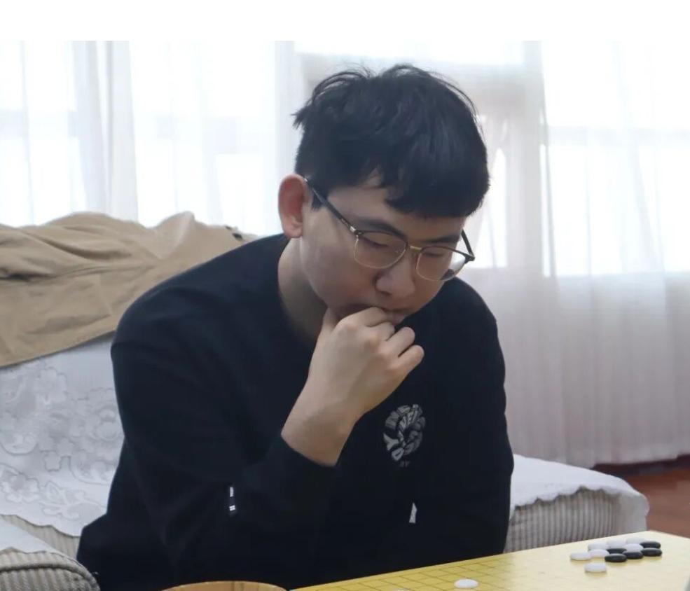 晋城杯精彩一幕~围甲队友德比战争冠



首次以城市命名的"晋城杯”中国职业围棋