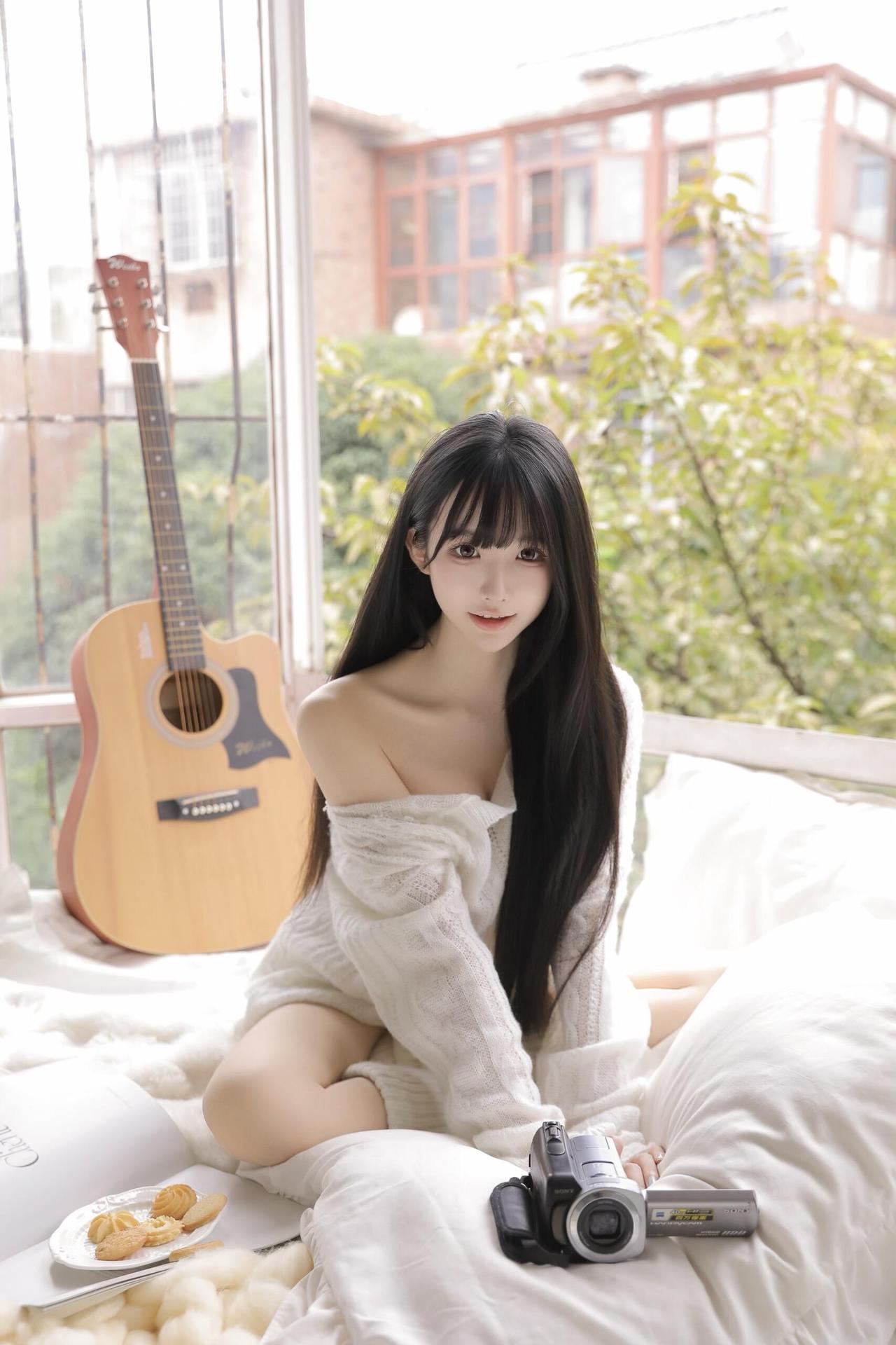 软玉温香女孩居家写真（8.9分）