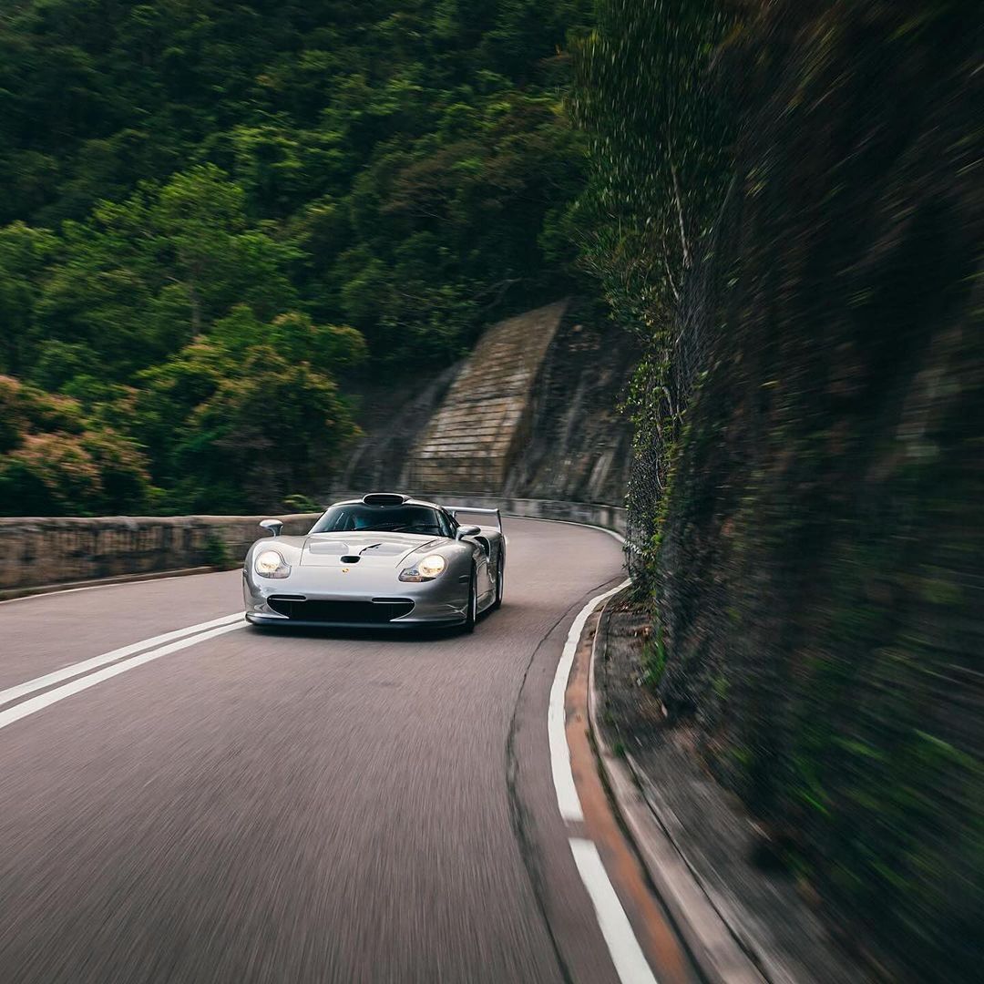 Porsche 911 GT1 Strassenversion 保时捷911GT