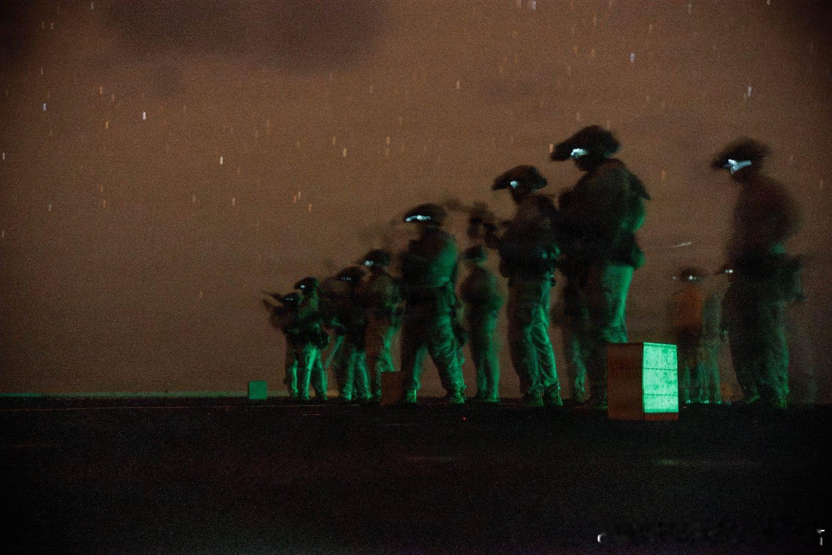 2026年4月12日，31st Marine Expeditionary Uni