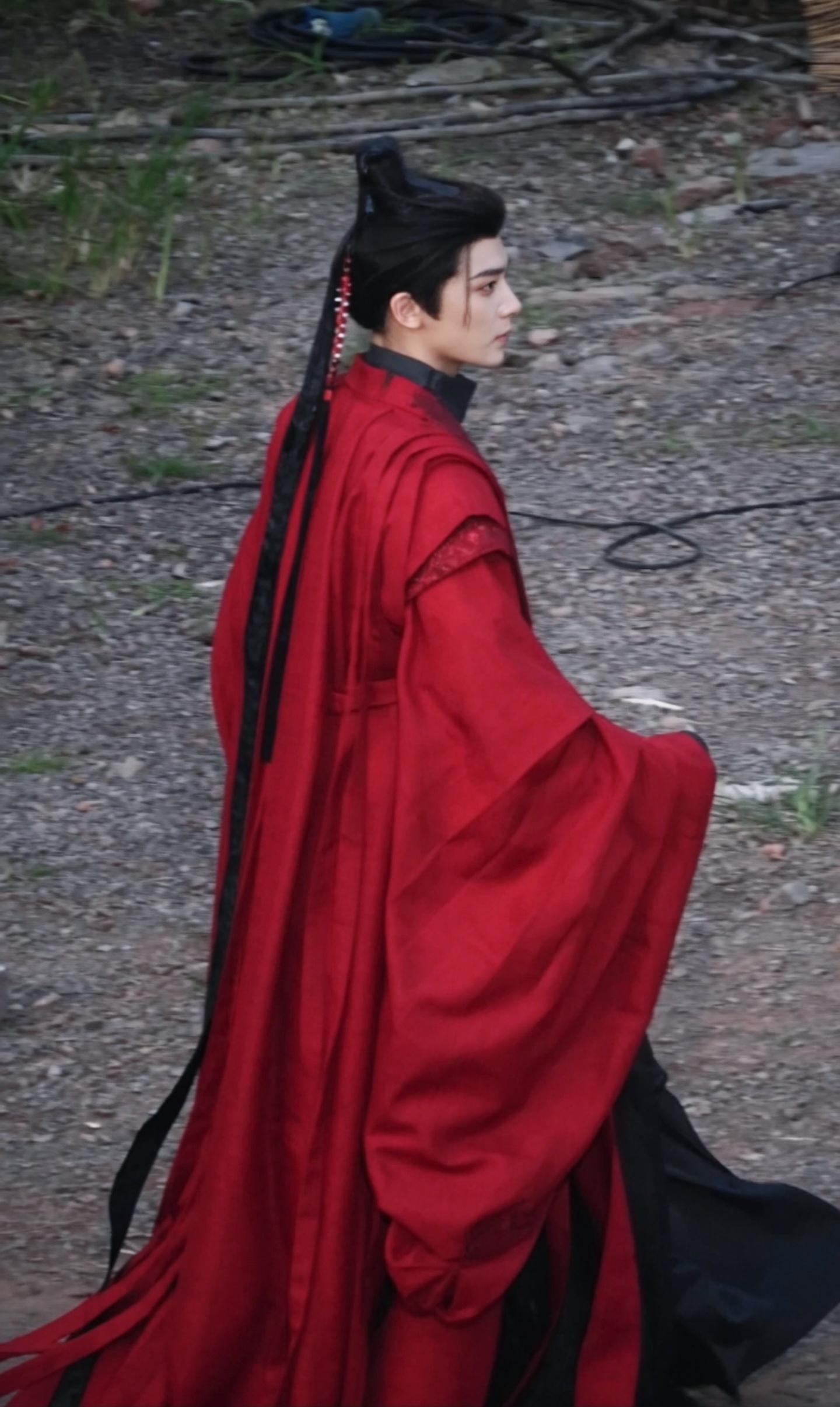 也是穿上亮色了绒绒真好看 ​​​