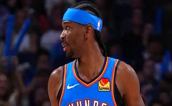 缺了三个主力的雷霆干翻全阵掘金，SGA这波直接把MVP攥死了。
全场拿35分9