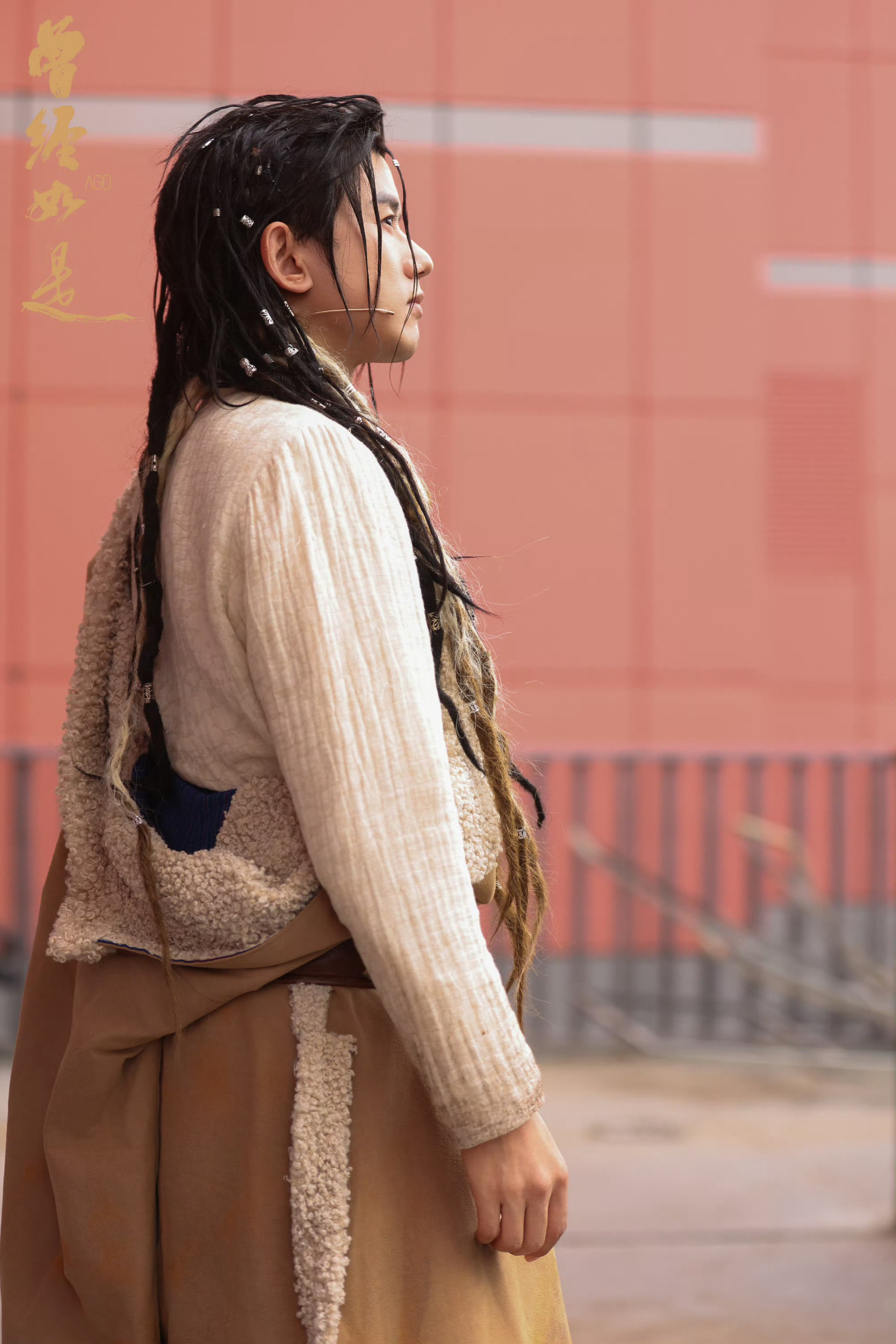 张杰最后一场话剧《曾经如是》收官场，距离张杰跨年演唱会倒计时还有8天，还有8天就