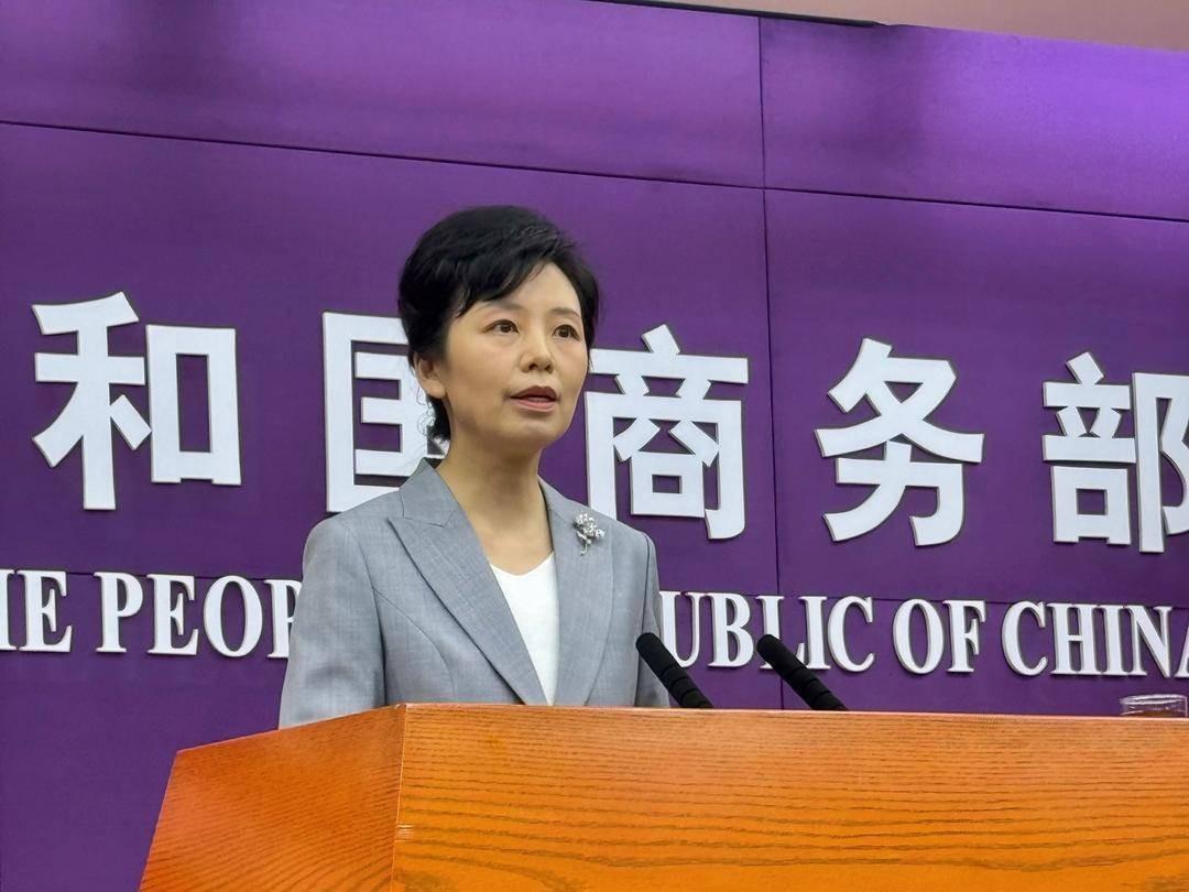 美国买通中国“内鬼”，走私大批宝贵稀土？中方这次动真格了！
 
据路透社报道称：