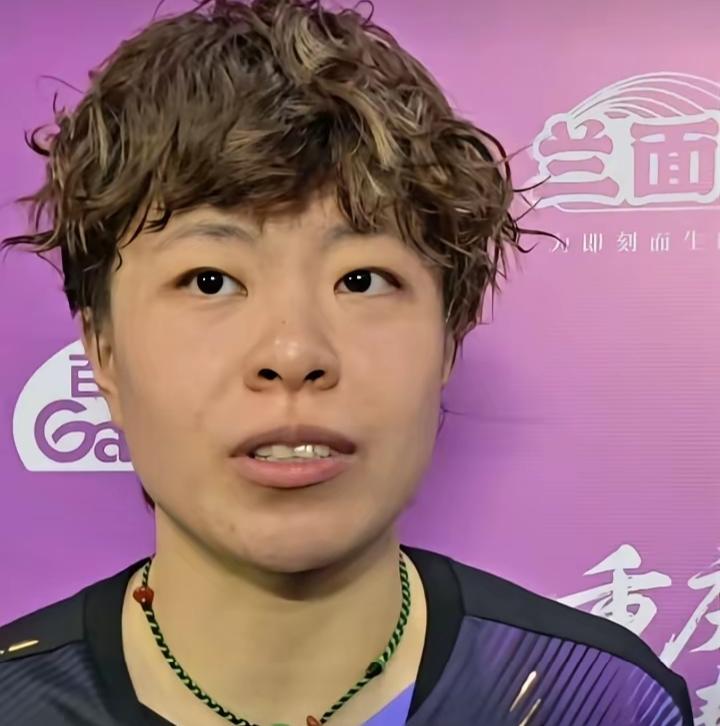 王艺迪很实在，采访时直接把任浩教练喊成“浩哥”，不仔细听还以为是王皓，能这么叫，