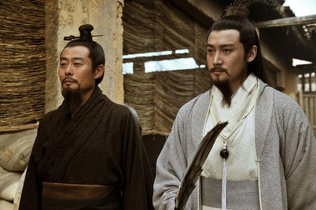 鲁肃是战略家，诸葛亮是战略家、军事家、政治家、文学家、发明家......
鲁肃是