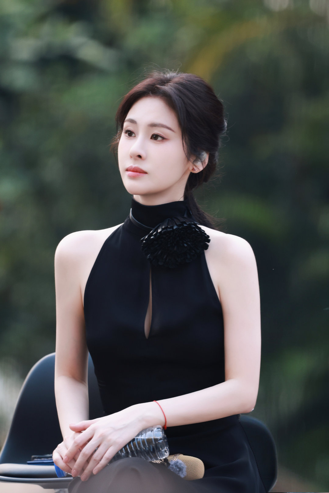 终于等到了。张碧晨官宣大眼音乐节 5月23日-24日北京·昌平千帆音乐公园，现场