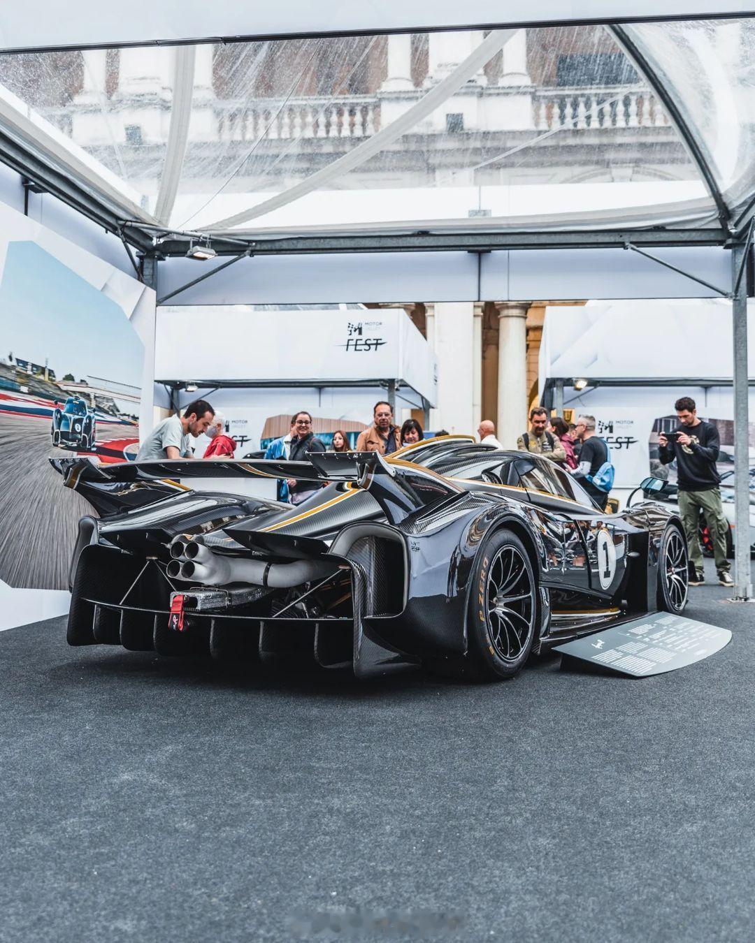 行走的车轮艺术品—帕加尼Huayra R 