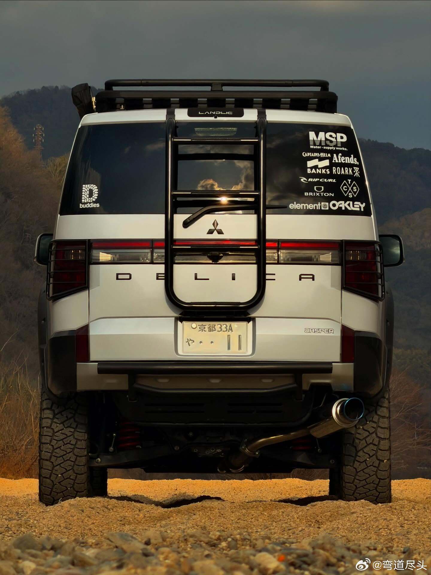 vanlife  Delica：D5三菱得利卡伊朗导弹突破以色列防御系统