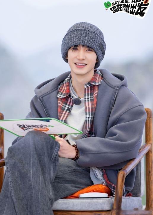 沈腾前有王安宇后有陈哲远沈腾才是隐藏情头批发商吧！前怼王安宇产出N多搞笑情头，后