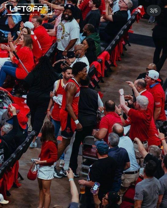 阿门成为NBA历史第14位在季后赛半场至少拿下10分5断的球员，也是季后赛历史最