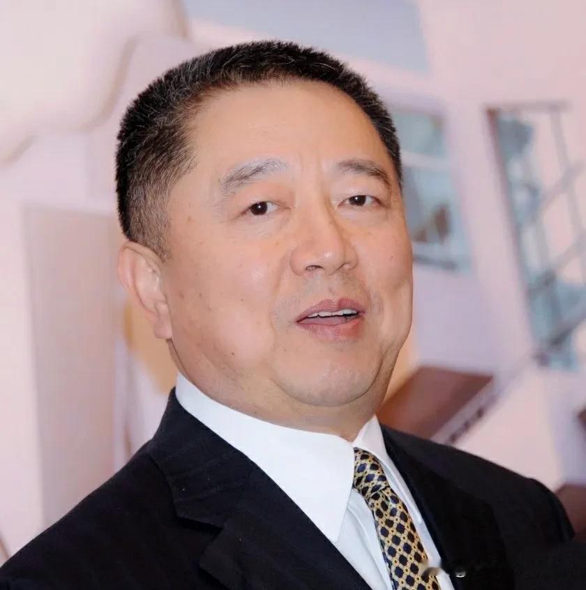 我以为自己不会再轻易的对一个人动情，直到您不合时宜的出现在我的世界中，我承认，我
