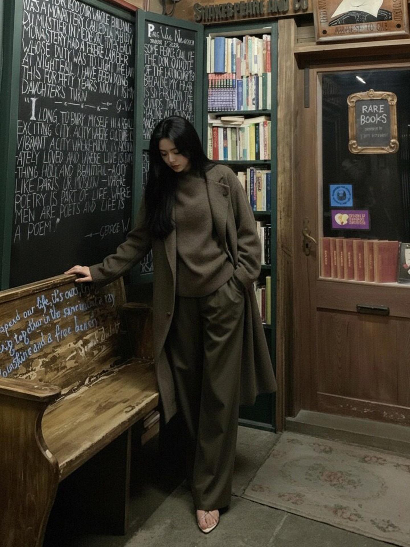 拿捏韩系穿搭，氛围感直接拉满✨。