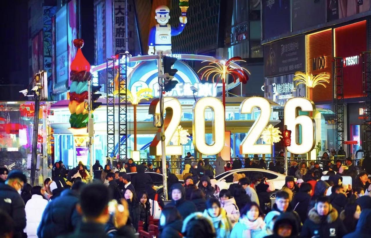 【人生，因为在乎，所以痛苦；因为怀疑，所以伤害；因为看轻，所以快乐；因为看淡，所