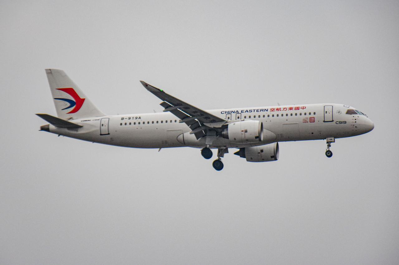 解锁新内容:拍飞机✈️