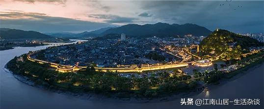 临海古城-台州府城，这个地理位置，在古代，肯定兼具生活与防御双重功能。前面的灵江