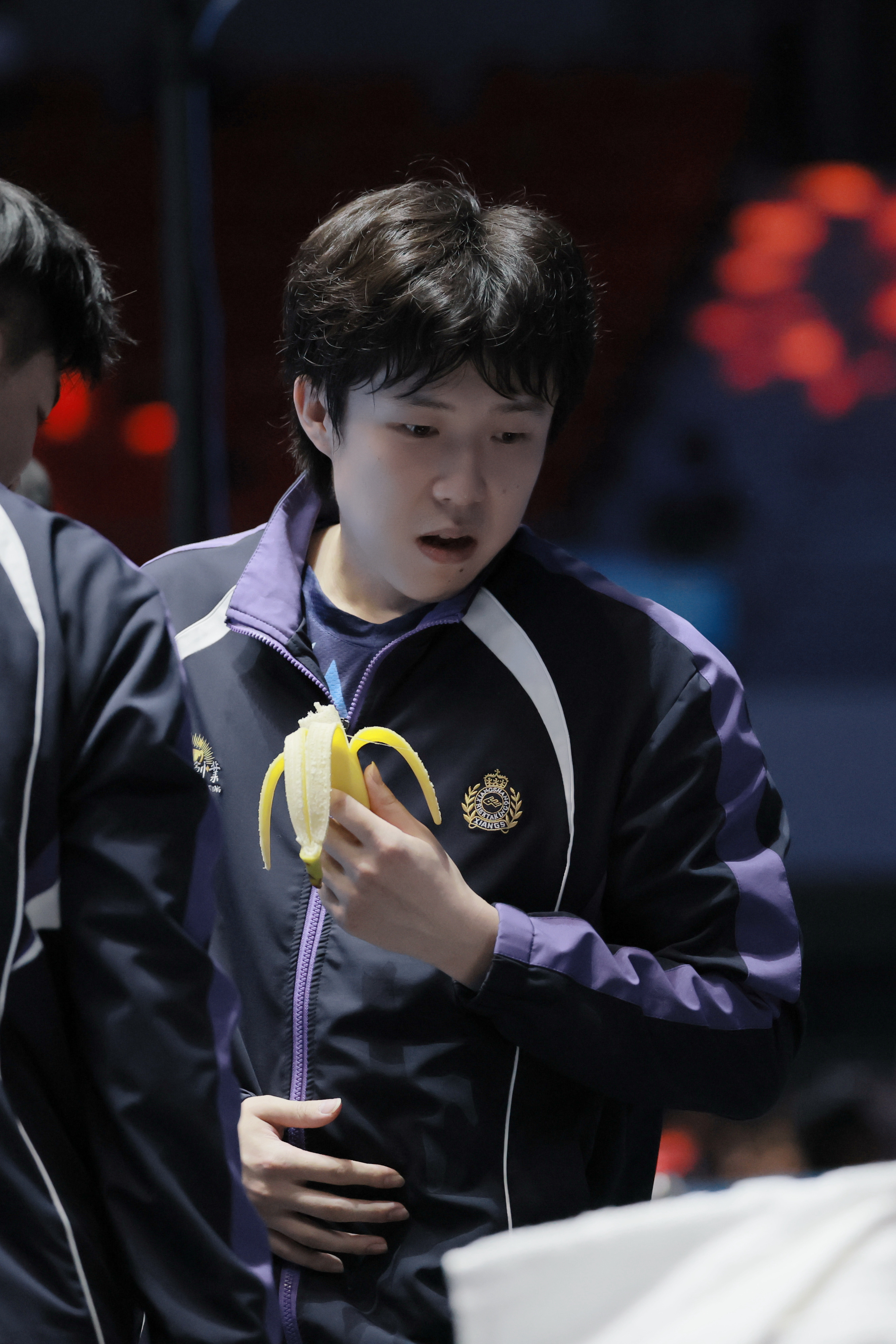 王楚钦 一拍一板 打出的是英勇无畏一分一球 拼出的是坚毅顽强 所有的付出都会有意