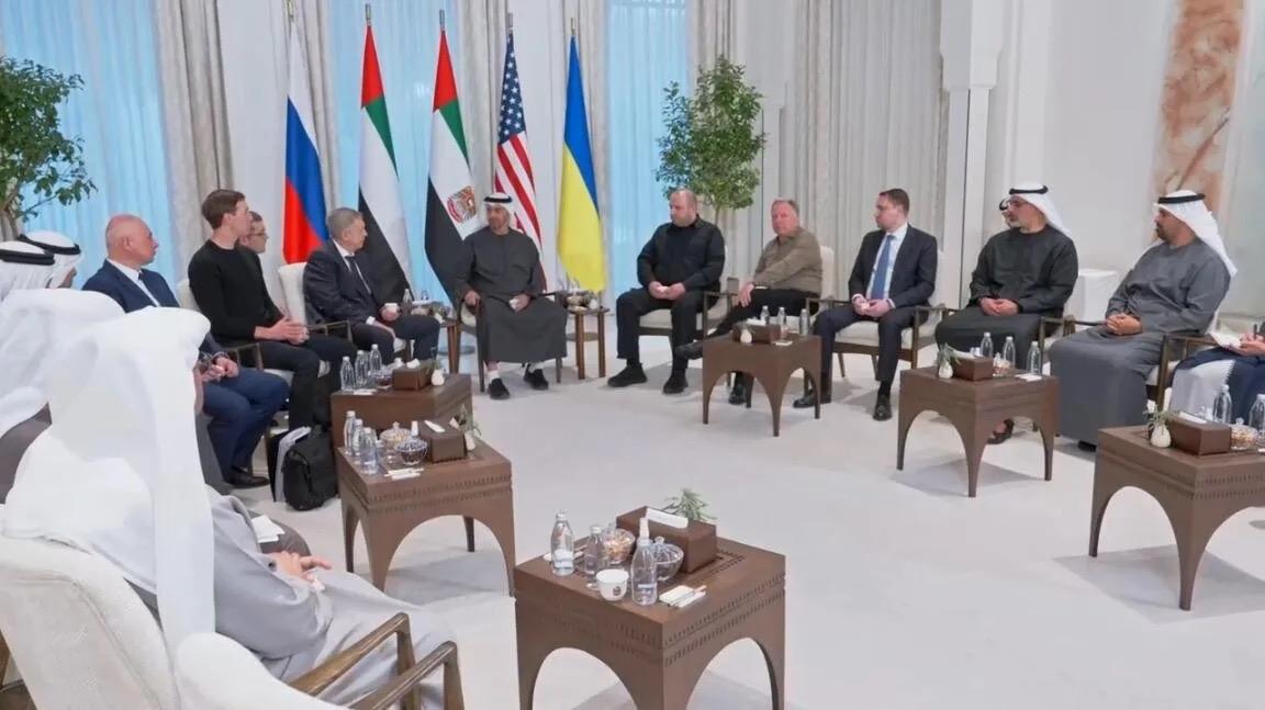 我是非常乐意看到俄乌间达成共识的，但在领土问题上恐怕很难如愿。据俄罗斯卫星通讯社