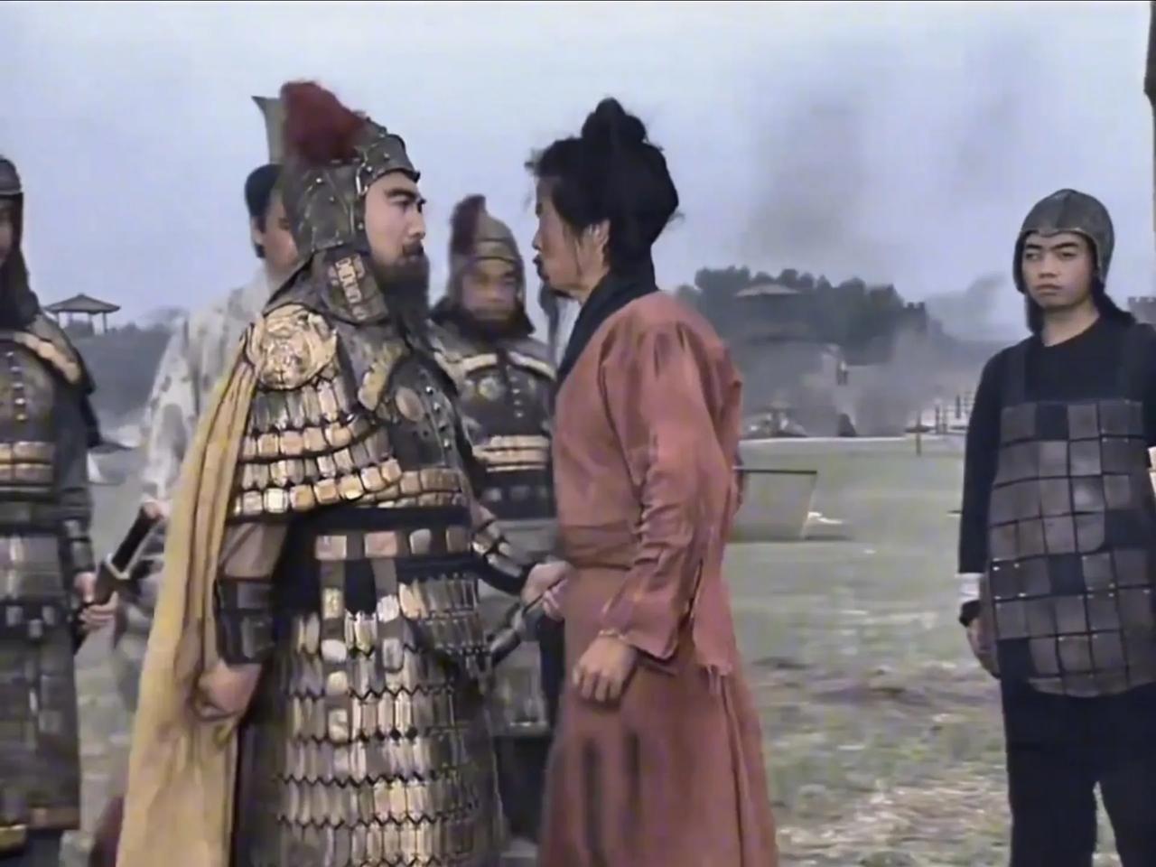 沮授先生，素闻先生球技出众，在河北也算是出类拔萃的球星，可否屈尊加入咱国足，助国