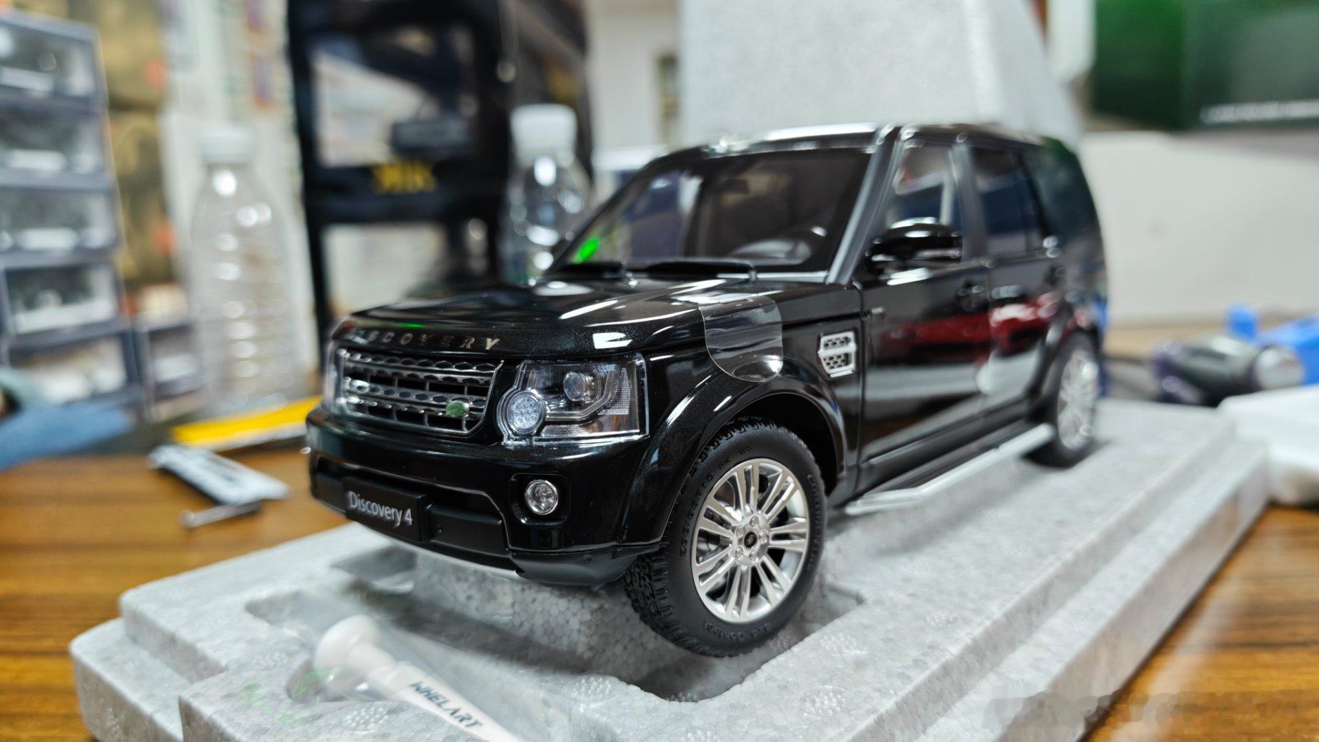 这么多年了，路虎发现4终于出1：18模型了，做的还挺好的，这必须拿下！白话车模