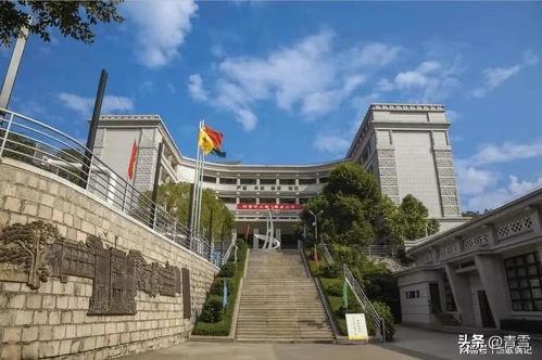 不要复读，复读生已经成为民营中学口中那块最肥的肉！
同学的儿子今年高考，广东物理