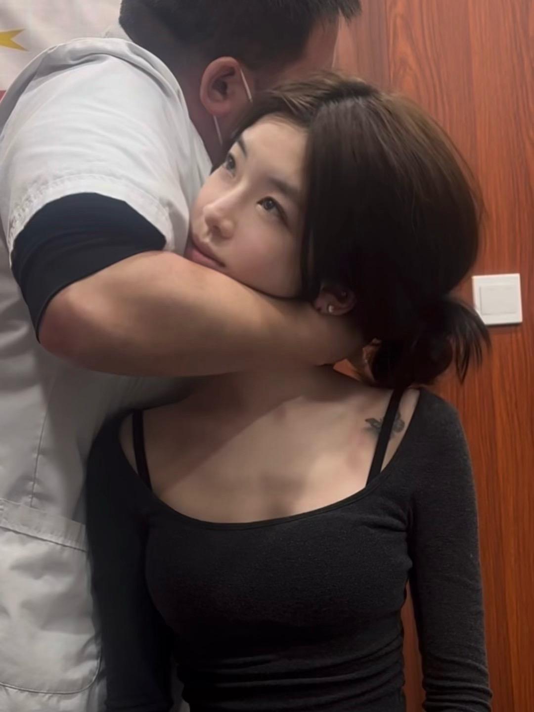 拜拜上海 让新年依旧痛失的择偶权的我离开吧…  偷放了几张美照挽尊…