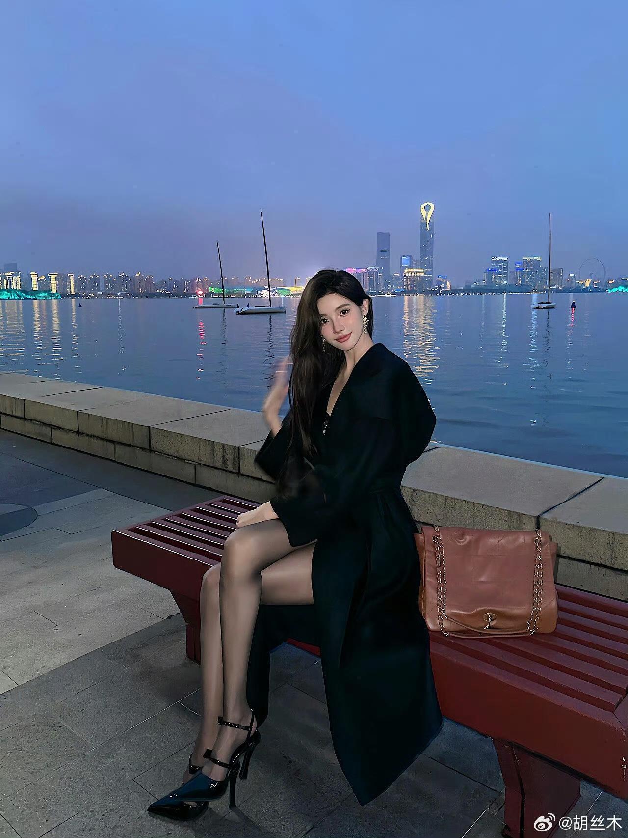 我喜欢晚风 ​​​