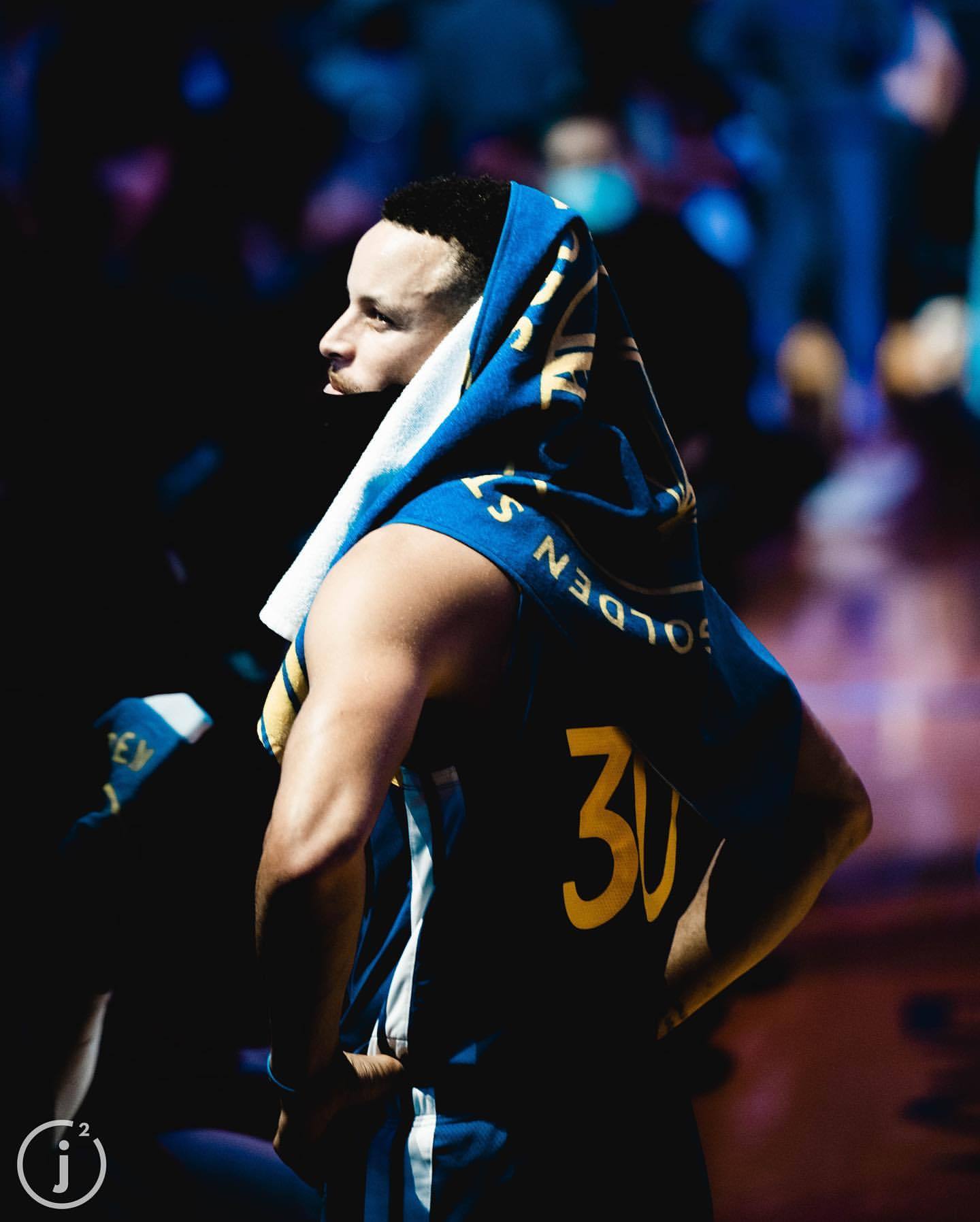 明天勇士要客场挑战火箭 怎么办呢？ 