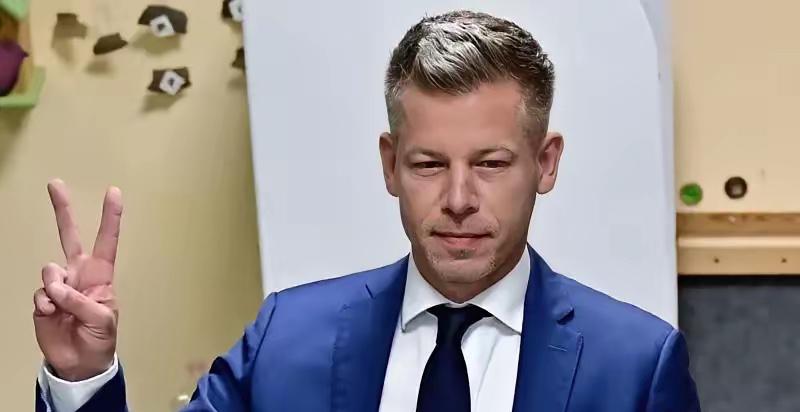 匈牙利新总理：我们不能自毁长城
即将成为匈牙利新总理的彼得·马吉亚尔表示，一旦乌