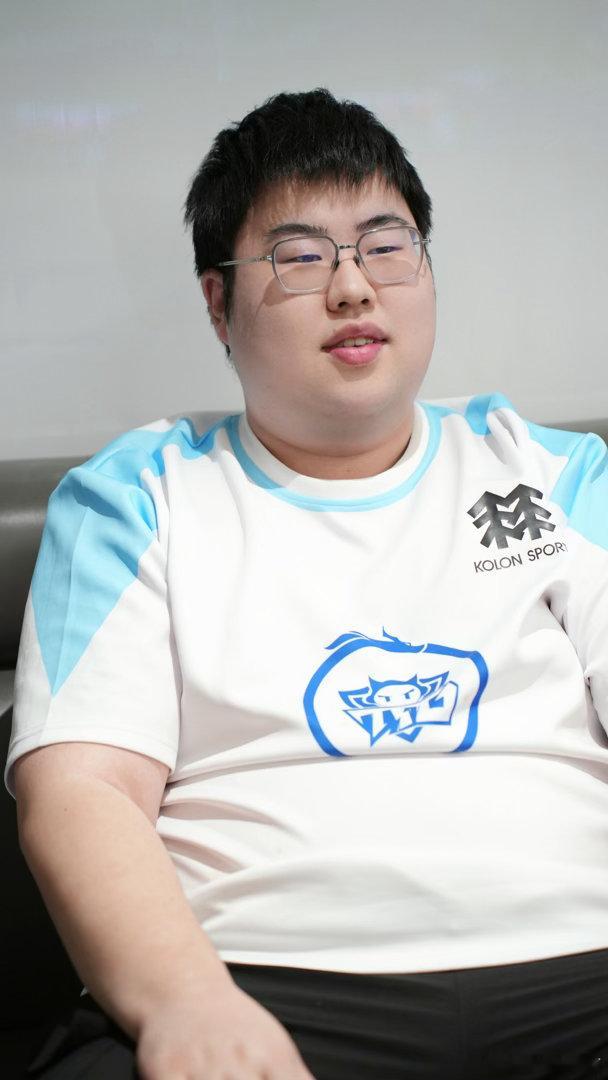 TTG终结WB八连胜面对保持八连胜的强敌WB，TTG全员攻防发挥均衡，依靠多波团