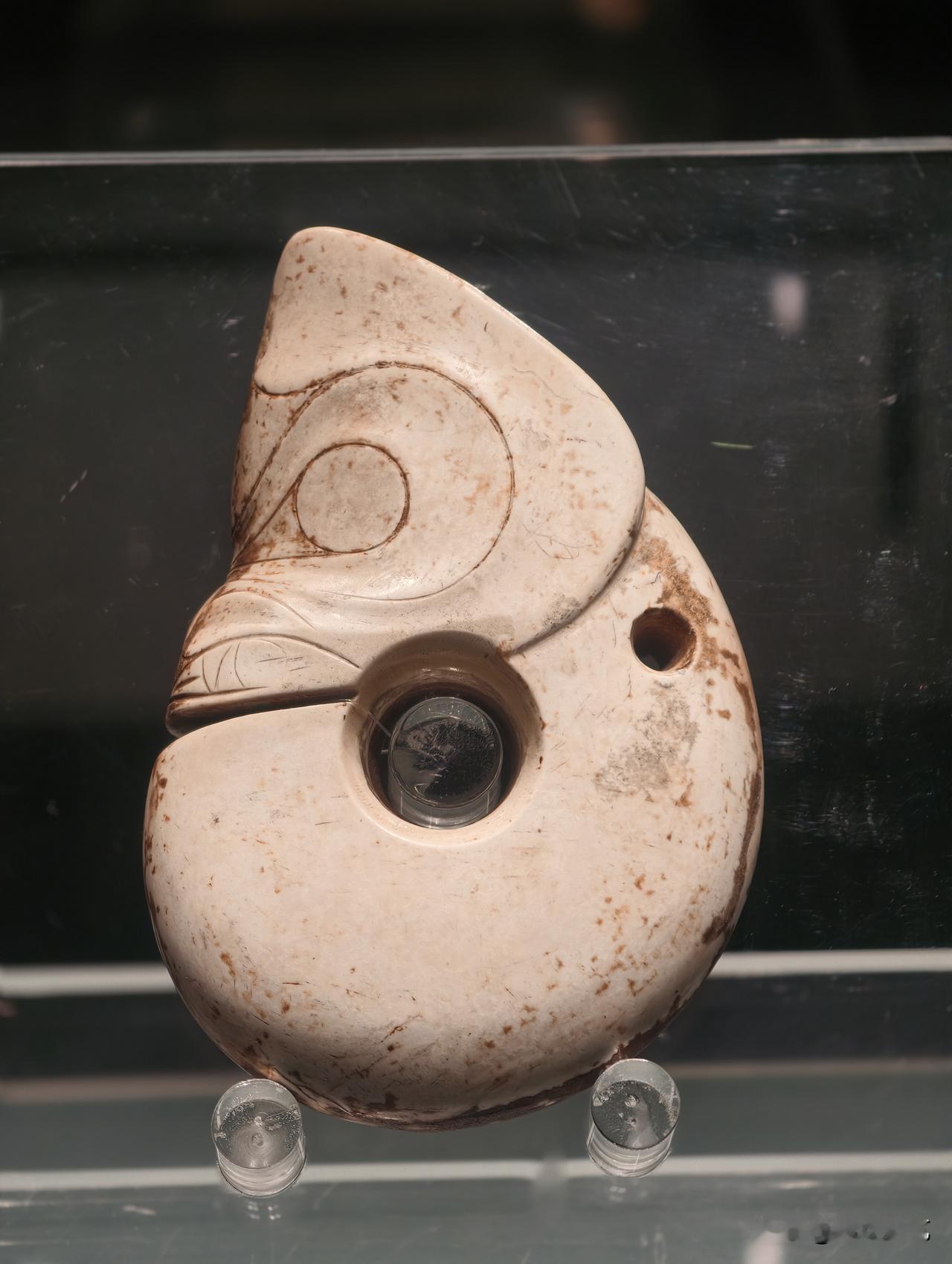 「辽宁省博物馆」1949年建馆，新中国首座大型综合性博物馆，国家一级馆。
馆藏近