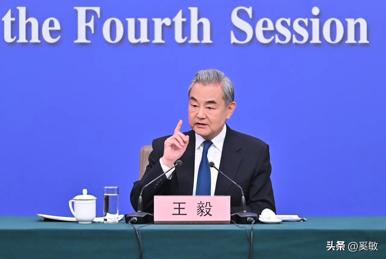 王毅：中国人民绝不允许为侵略翻案 王毅部长强调“中国人民绝不允许为侵略翻案”，太