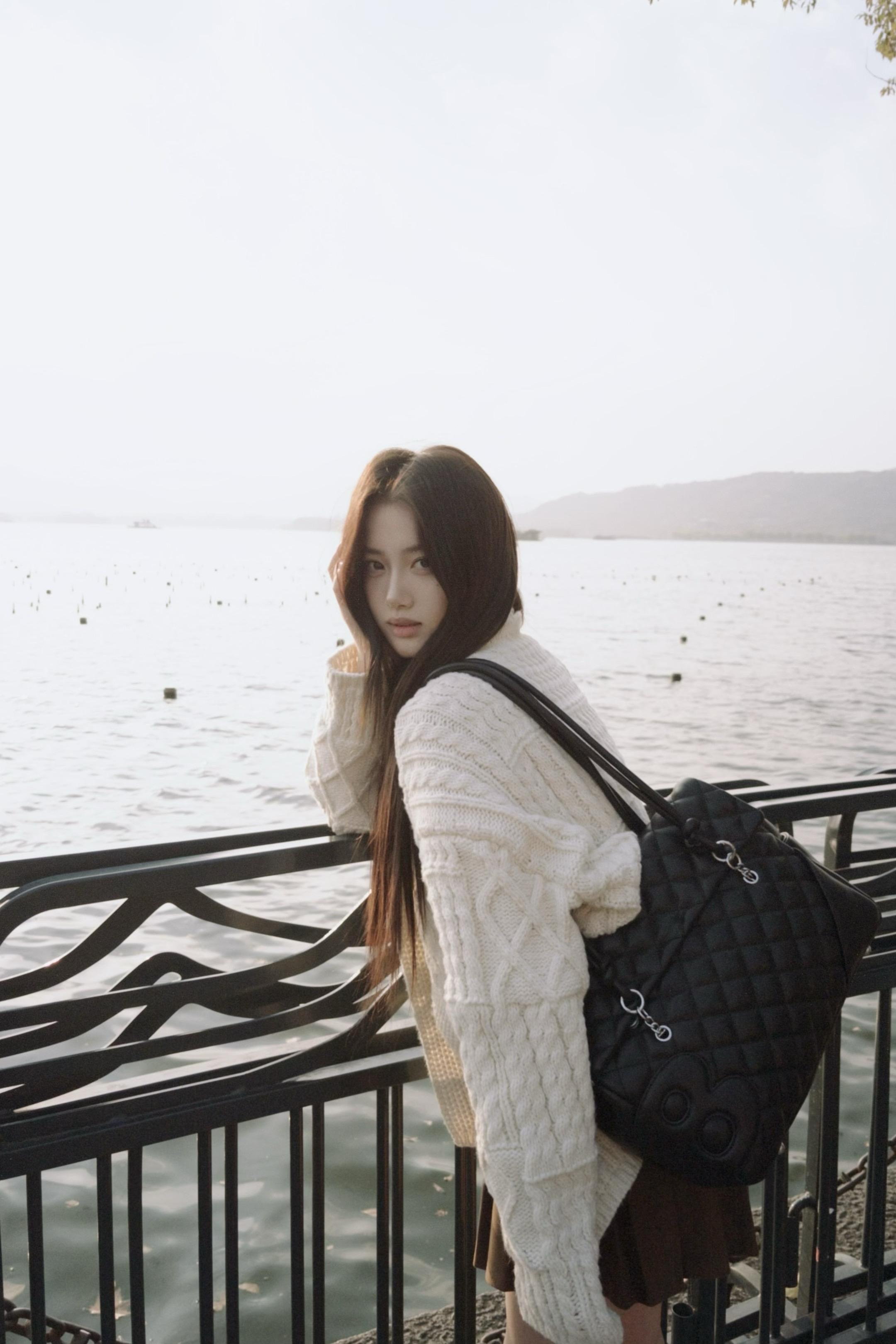 西湖边走走叶子🍁。