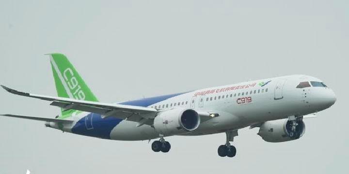 中国为什么要造C919等客机?

有网友说，骂了多少年的衬衣换客机。 结果真的造