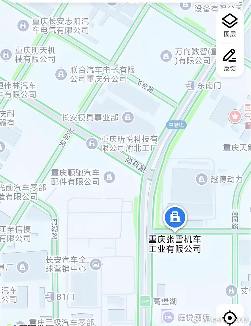原来张雪机车的公司在重庆看了一下，它周围全是这种机车配件的公司，在这种环境里研发