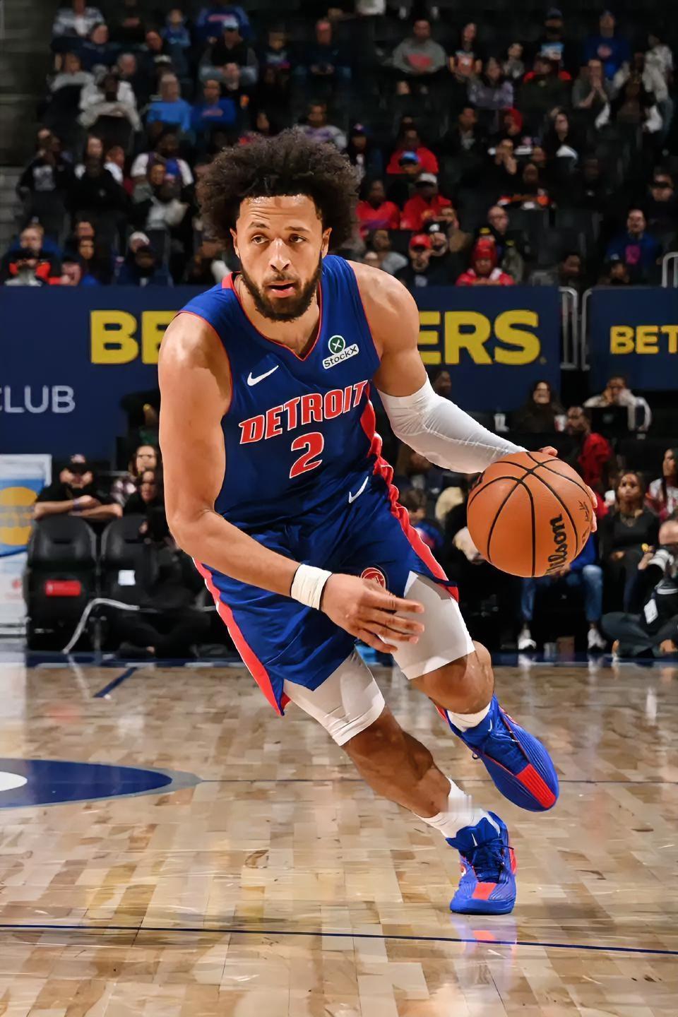 本赛季最大黑马！！
11场常规赛打完。
活塞新赛季目前9胜2负（东部第1，联盟第