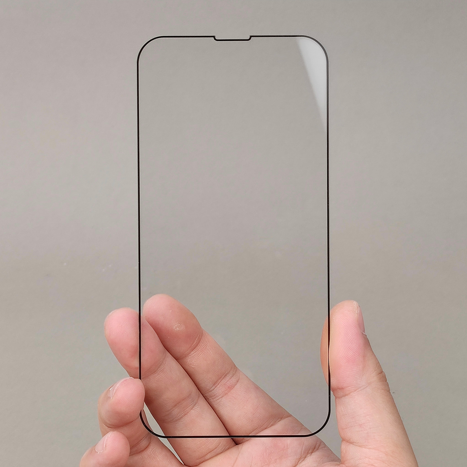 目前从参数上来看，iPhone 16e 的贴膜应该是可以 iPhone 14/1