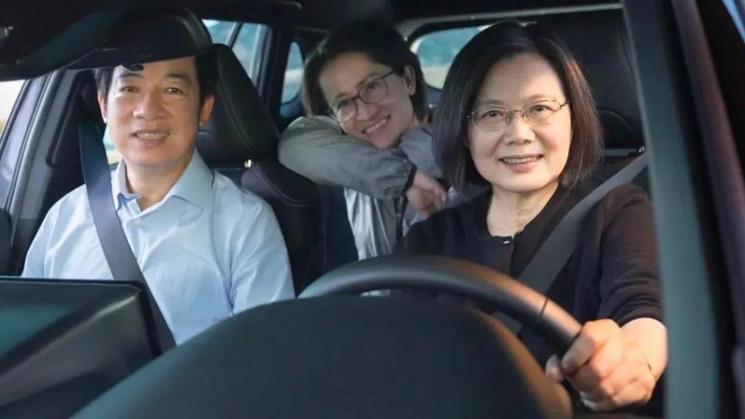 “死亡飙车”组合，这是要驶向哪里？