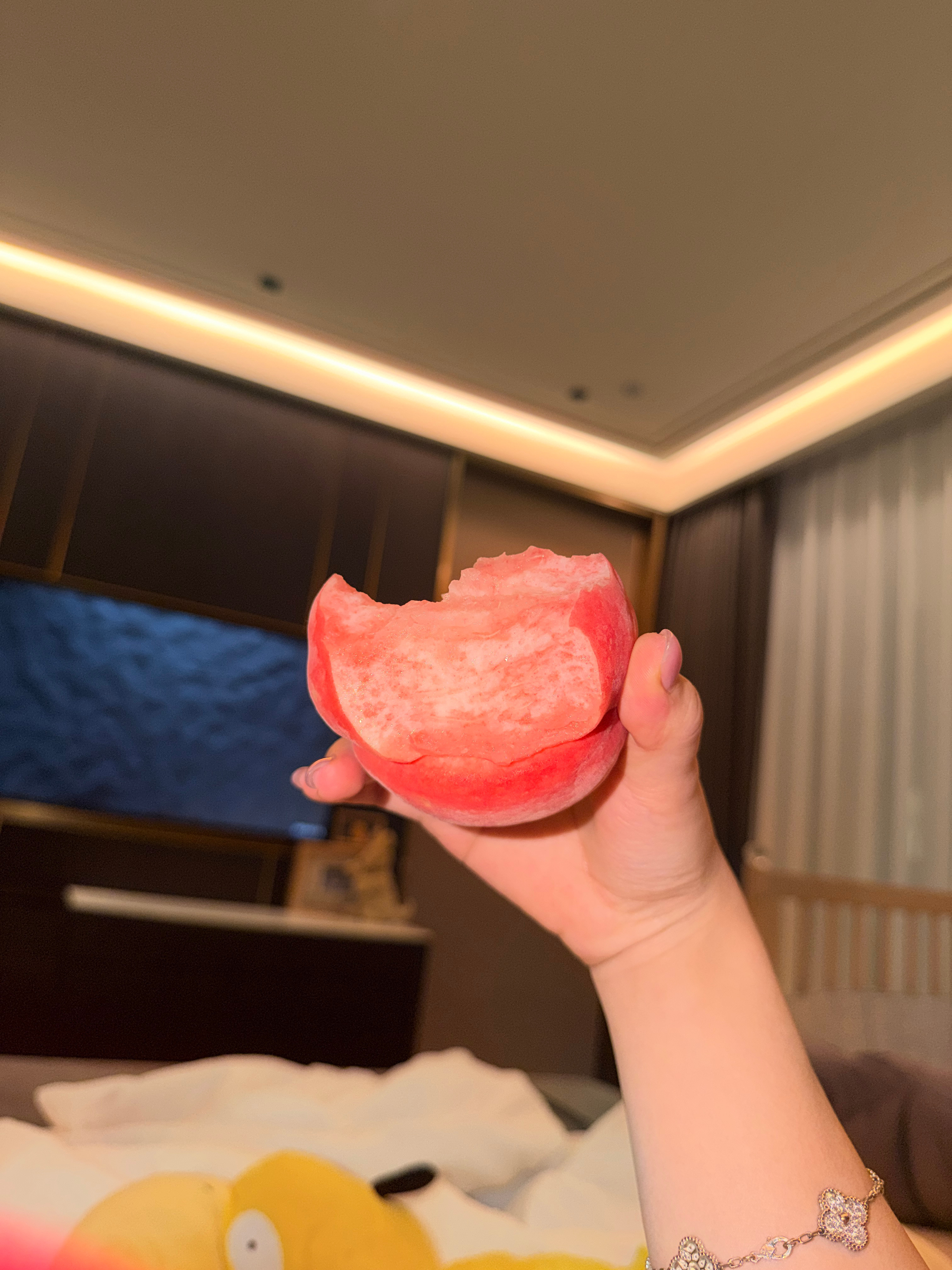 我吃不腻～ 我吃不歇～一定要去尝尝山东的桃 有点东西🍑 