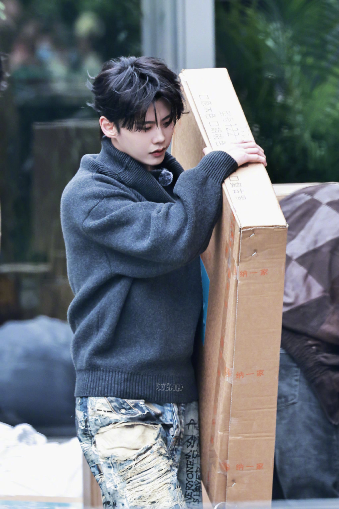 沙一汀风华合伙人录制路透来袭， 今日份帅到不要不要的！利落穿搭气场在线，合伙人营