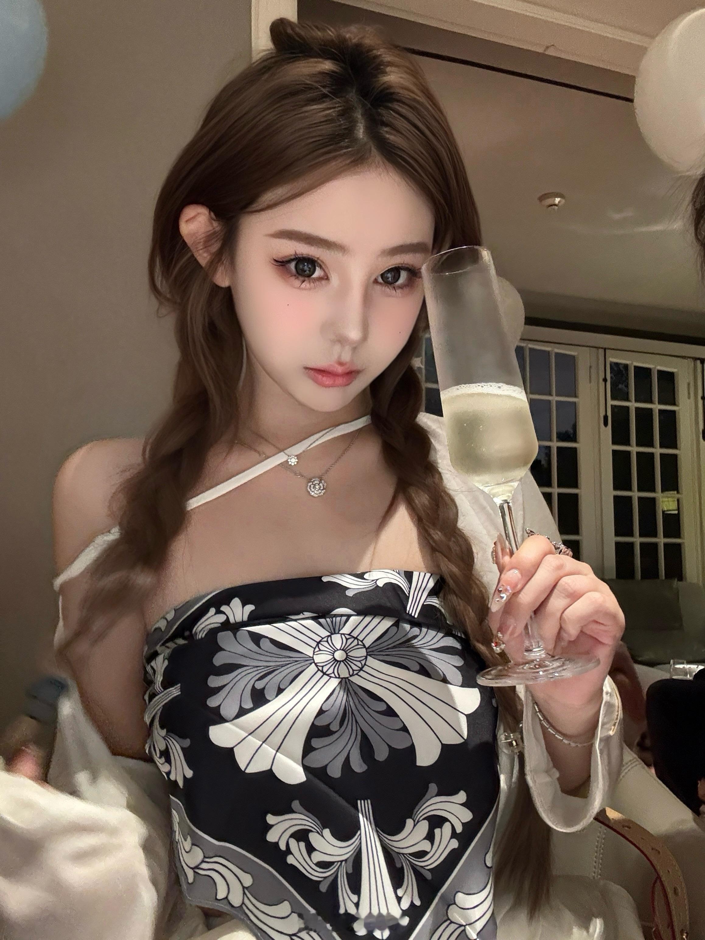 让我们变成幸福大王🥰 ​​​