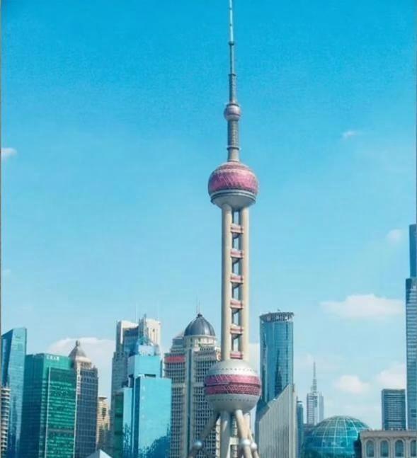 都说上海好，可是你知道在上海一个月的开销需要多少吗？ 
1.早餐10元，一个月大