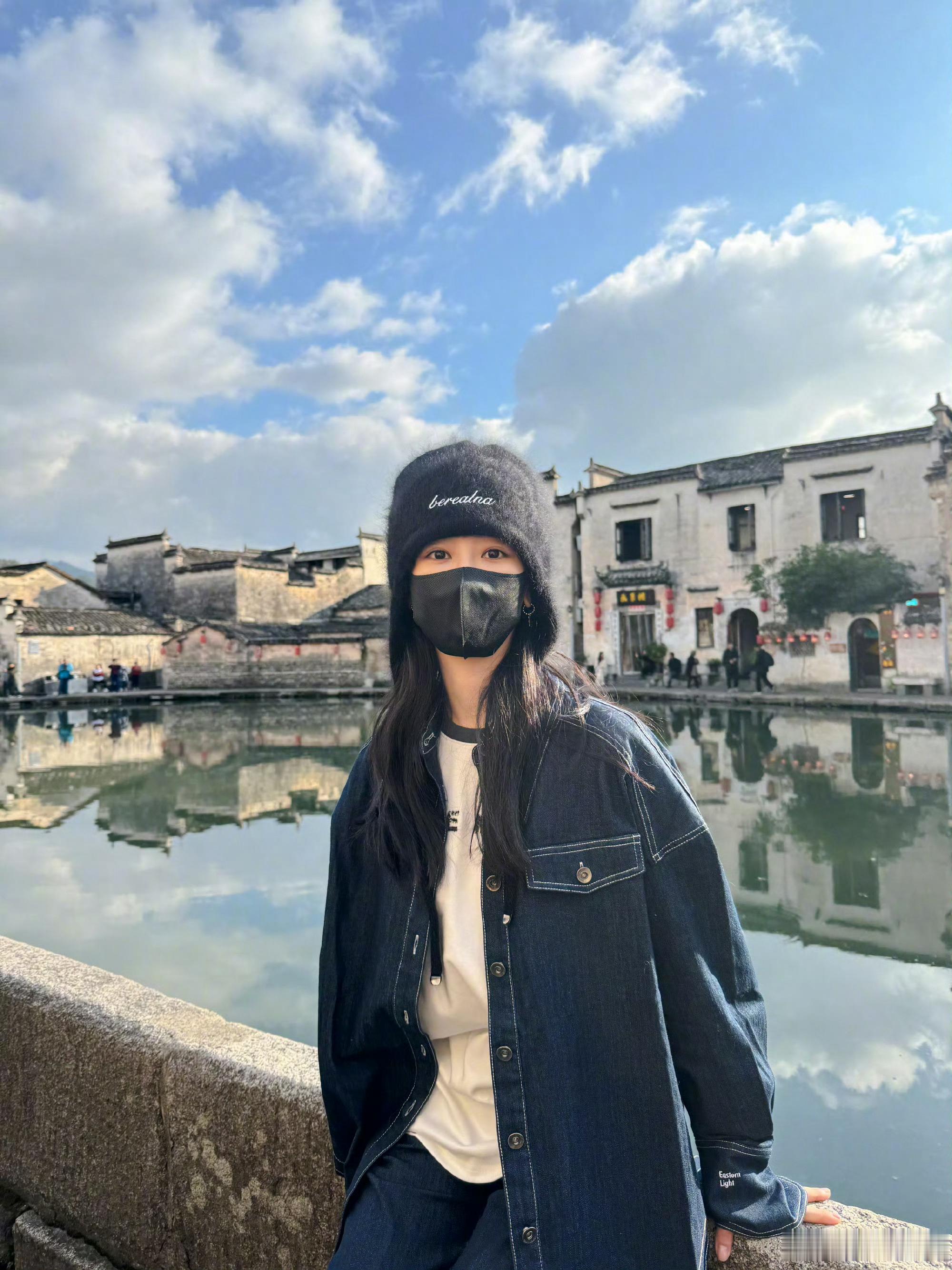 照片不发是会过期的哦！睡觉前看看杨紫和piupiu一定会做个好梦的哟[doge]