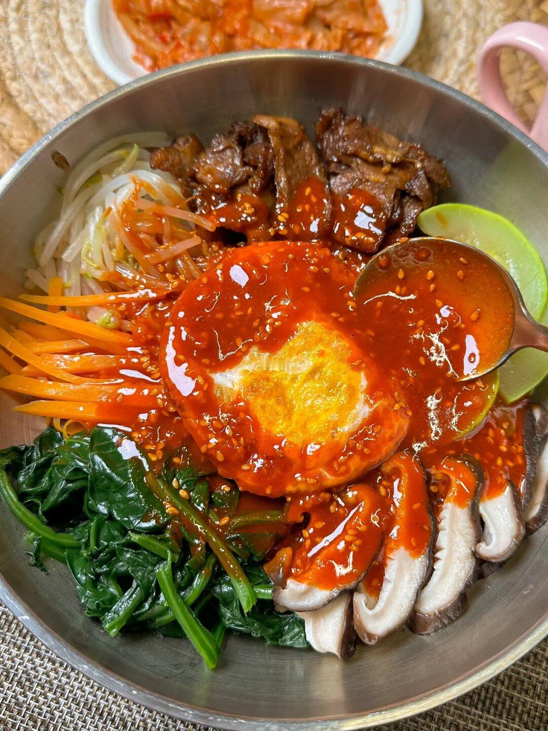 一周吃了三次的韩式拌饭！！太太太满足啦！！