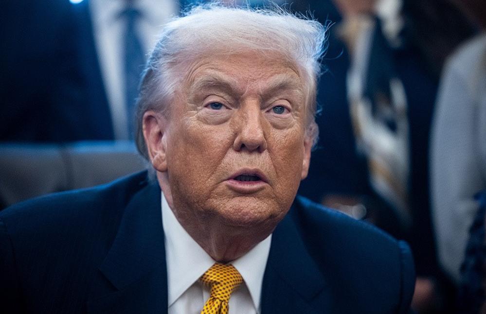 近期美国的种种表现不难看出，特朗普很是急切，想要尽快与中国会面。他急于见面的目的