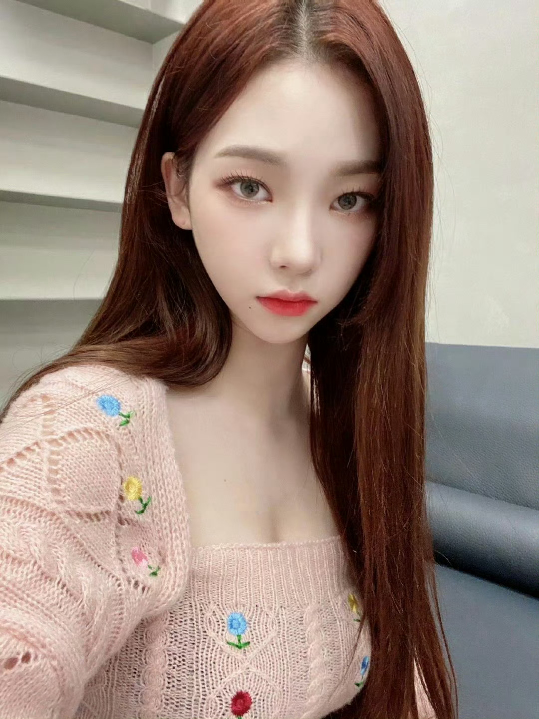 柳智敏 °. 💗₊⁺ ♡̶₊⁺♒︎🦩₊ ⊹˚五年前的粉嫩姐感猪🐽 