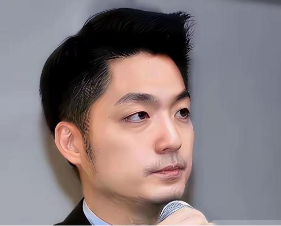 两蒋灵柩要不要回大陆这事，显然蒋万安着急了！据报道，真正麻烦的，不是一口棺木到底