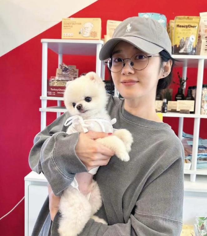 张娜拉去世谣言疯传，44岁初代韩流女神无辜躺枪，真相太离谱
今天刷手机刷到张娜拉